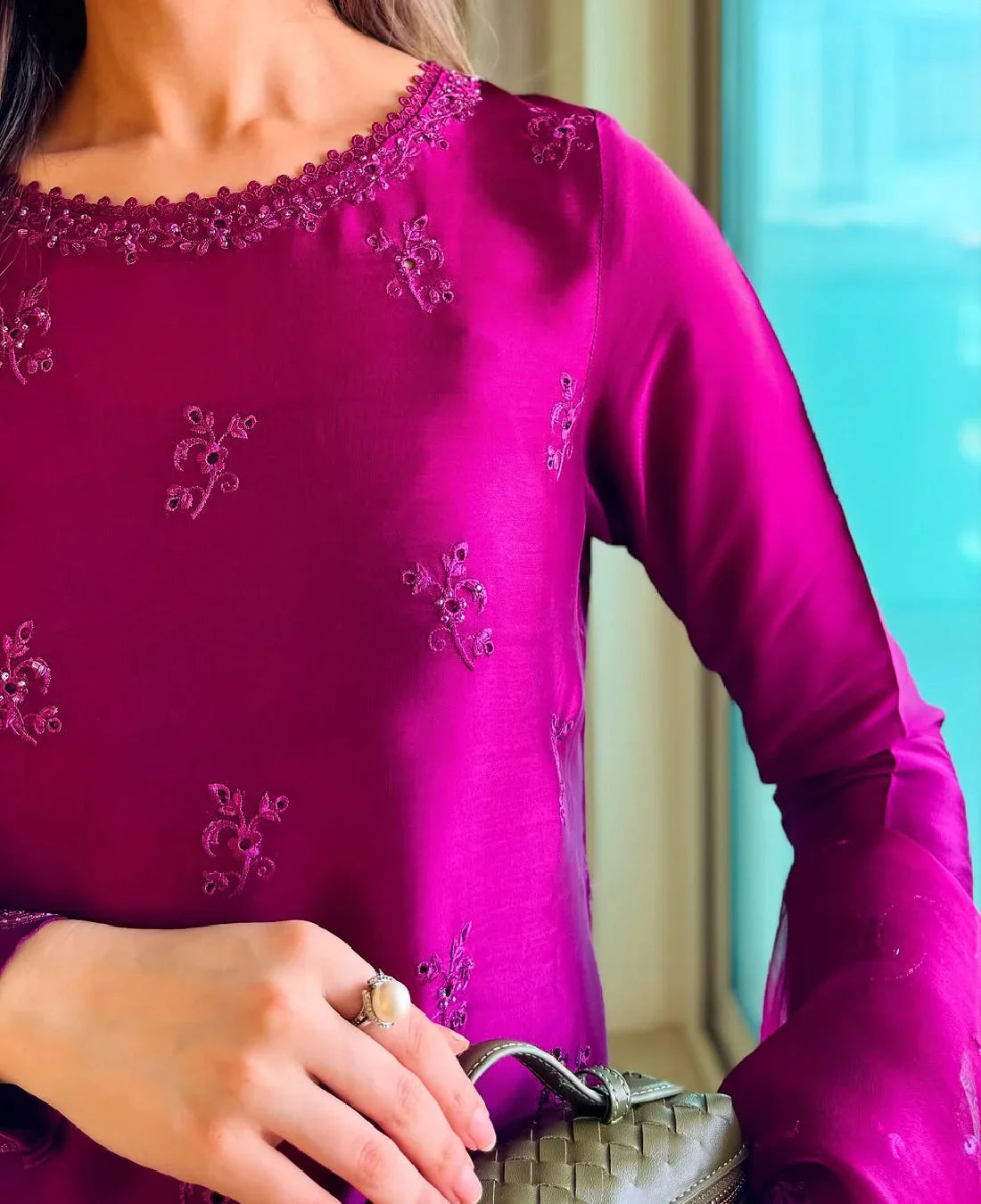 3 PIECE | ELIF